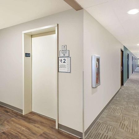 Woodspring Suites St Louis St Charles Saint Charles Exteriör bild